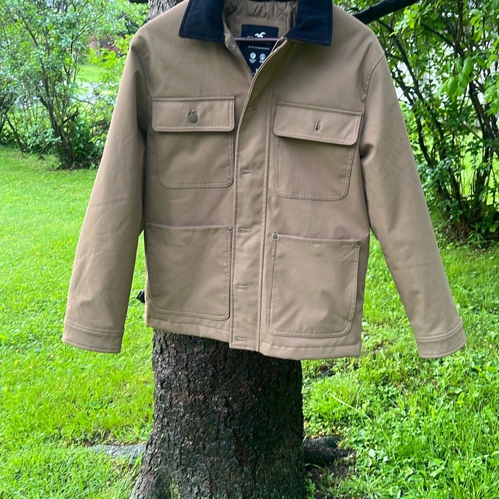 Hollister Quilted Tan Jacket with Black Details